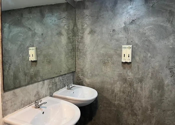 V30 Sukhumvit Hotel 3*